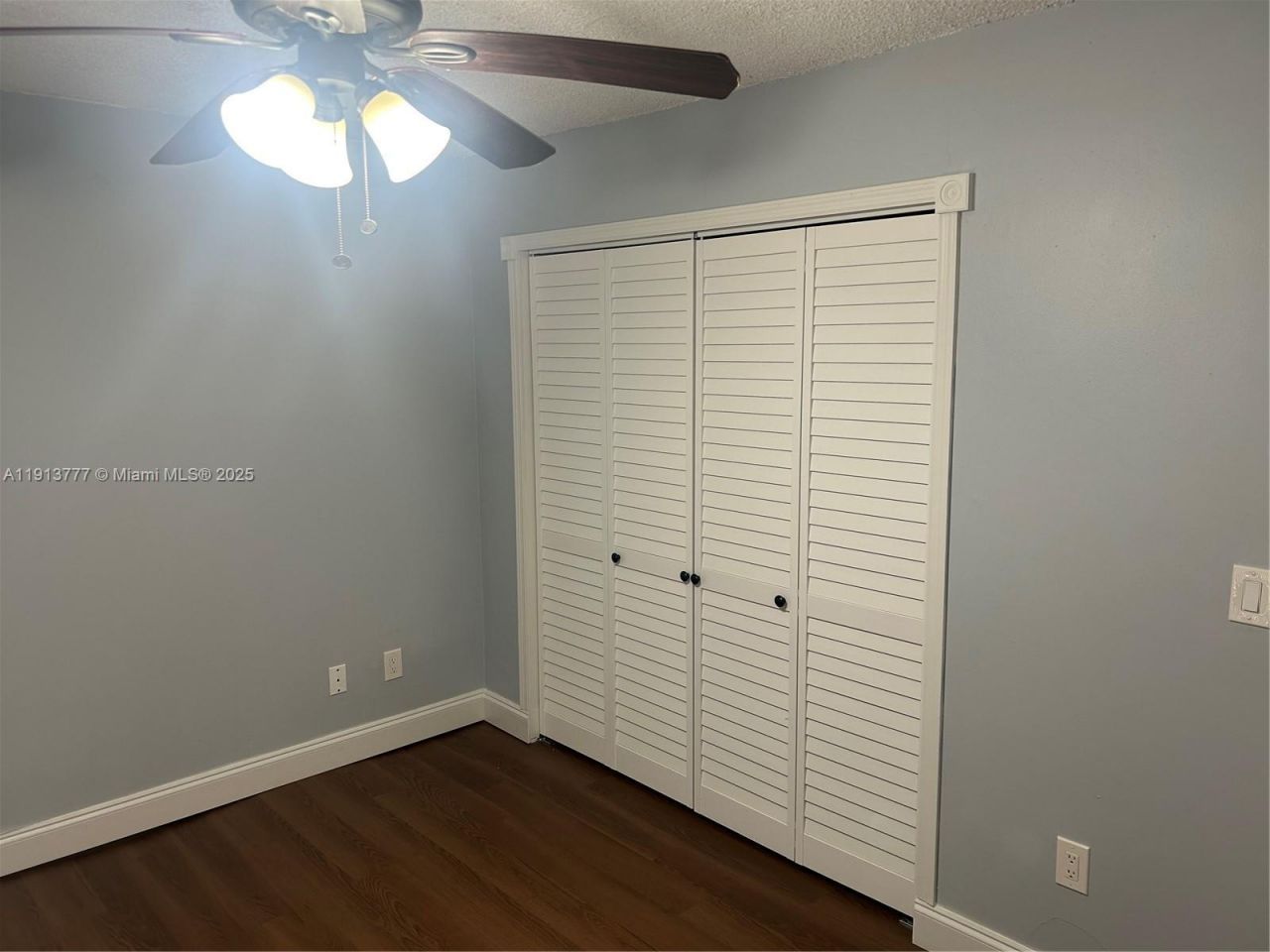 1051 SW 1st St, Unit 404, Miami, FL 33130 Photo