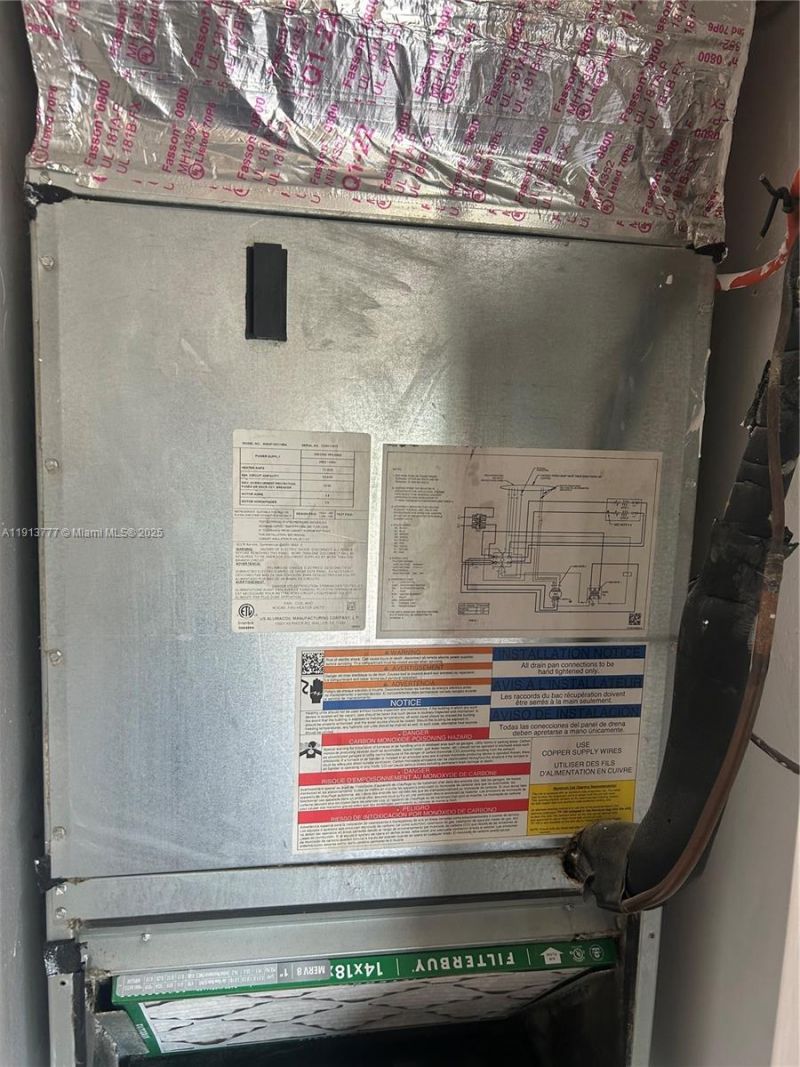 1051 SW 1st St, Unit 404, Miami, FL 33130 Photo