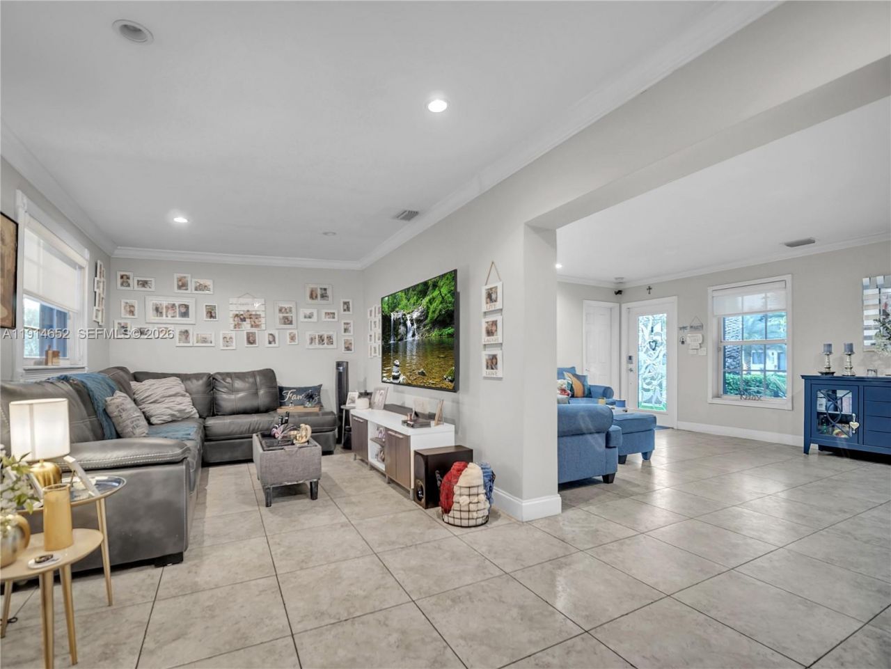 8530 NW 178th St, Hialeah, FL 33015 Photo