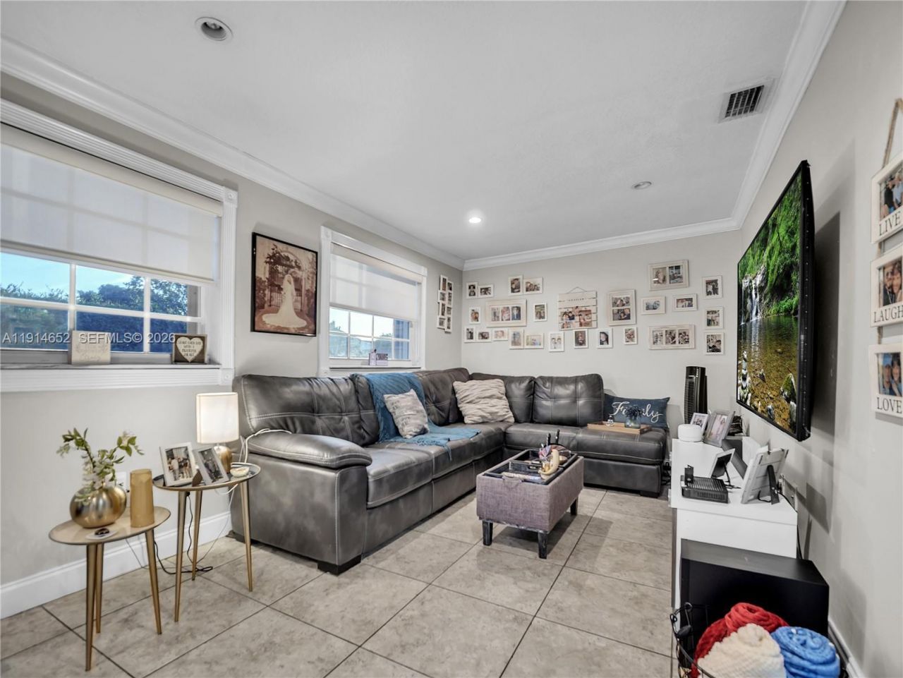 8530 NW 178th St, Hialeah, FL 33015 Photo