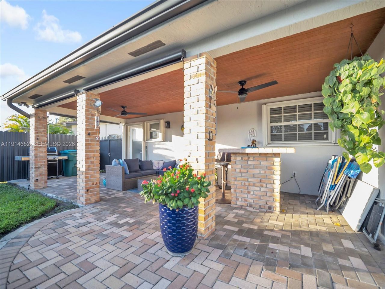 8530 NW 178th St, Hialeah, FL 33015 Photo