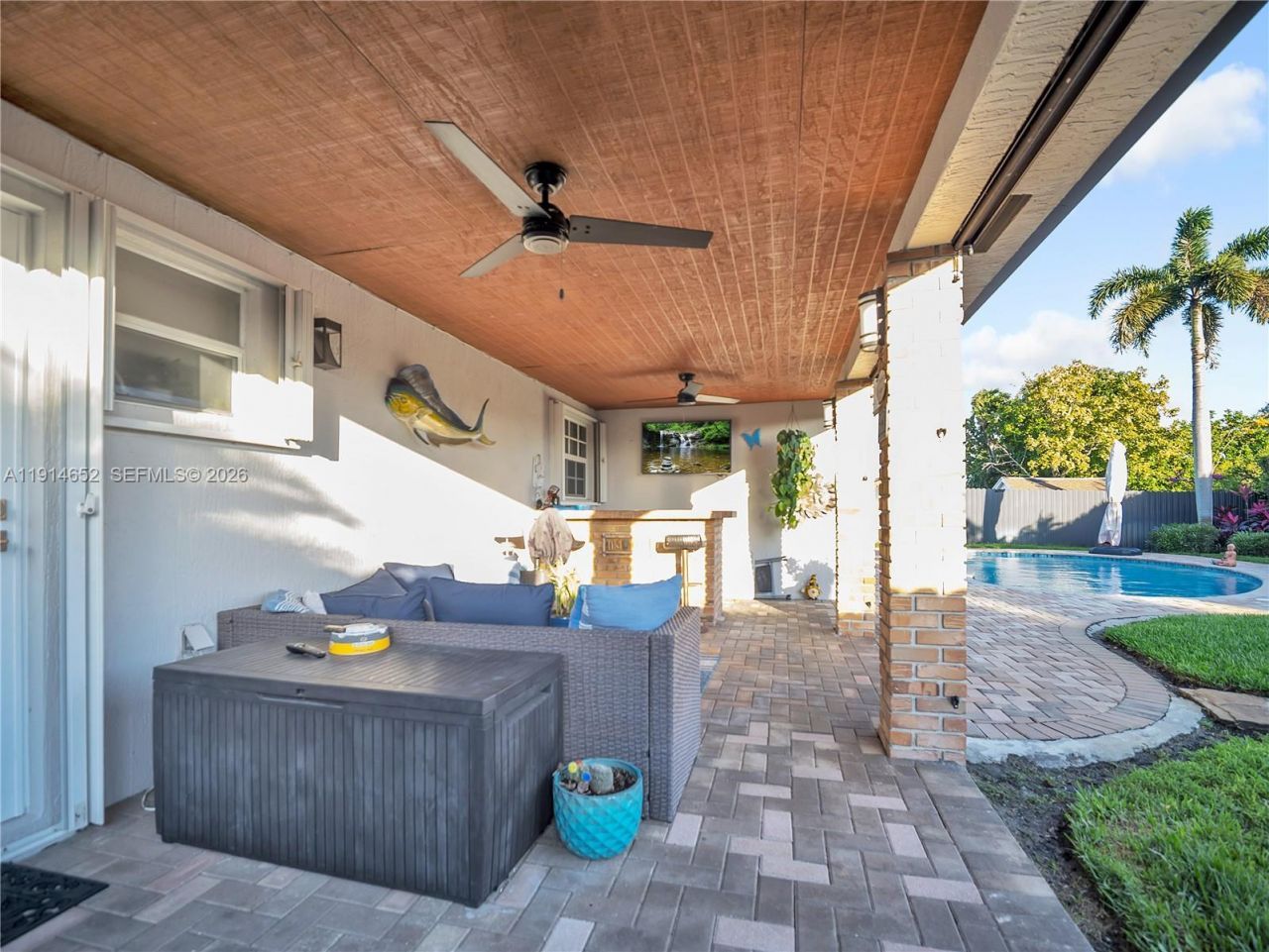 8530 NW 178th St, Hialeah, FL 33015 Photo