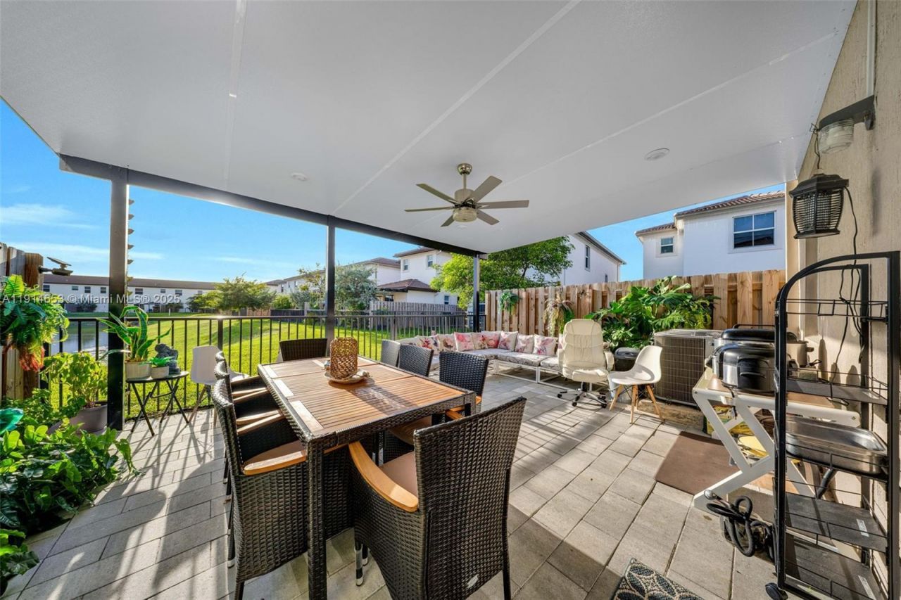 12960 NW 22nd Pl, Miami, FL 33167 Photo