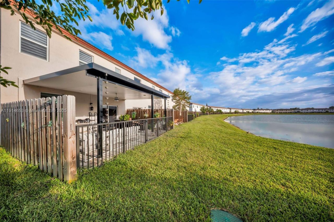 12960 NW 22nd Pl, Miami, FL 33167 Photo