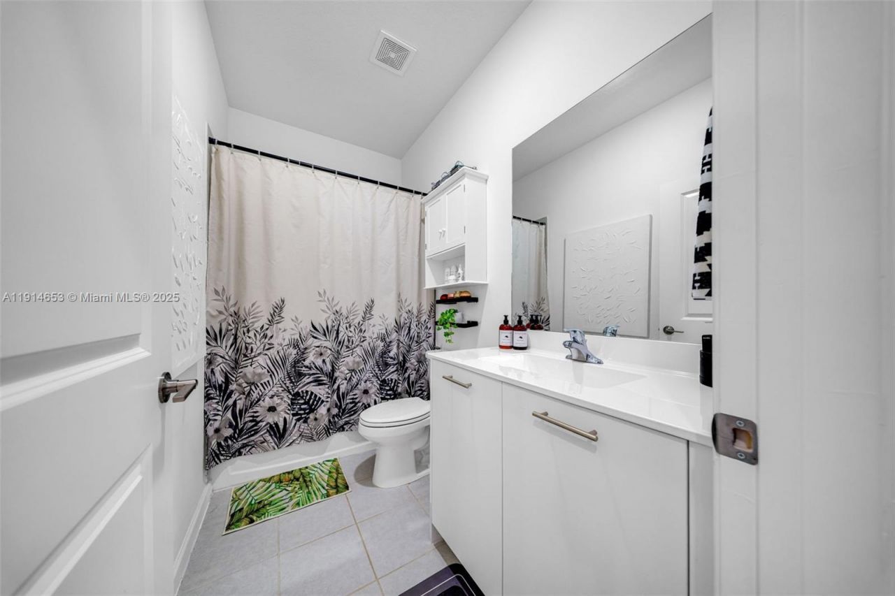 12960 NW 22nd Pl, Miami, FL 33167 Photo