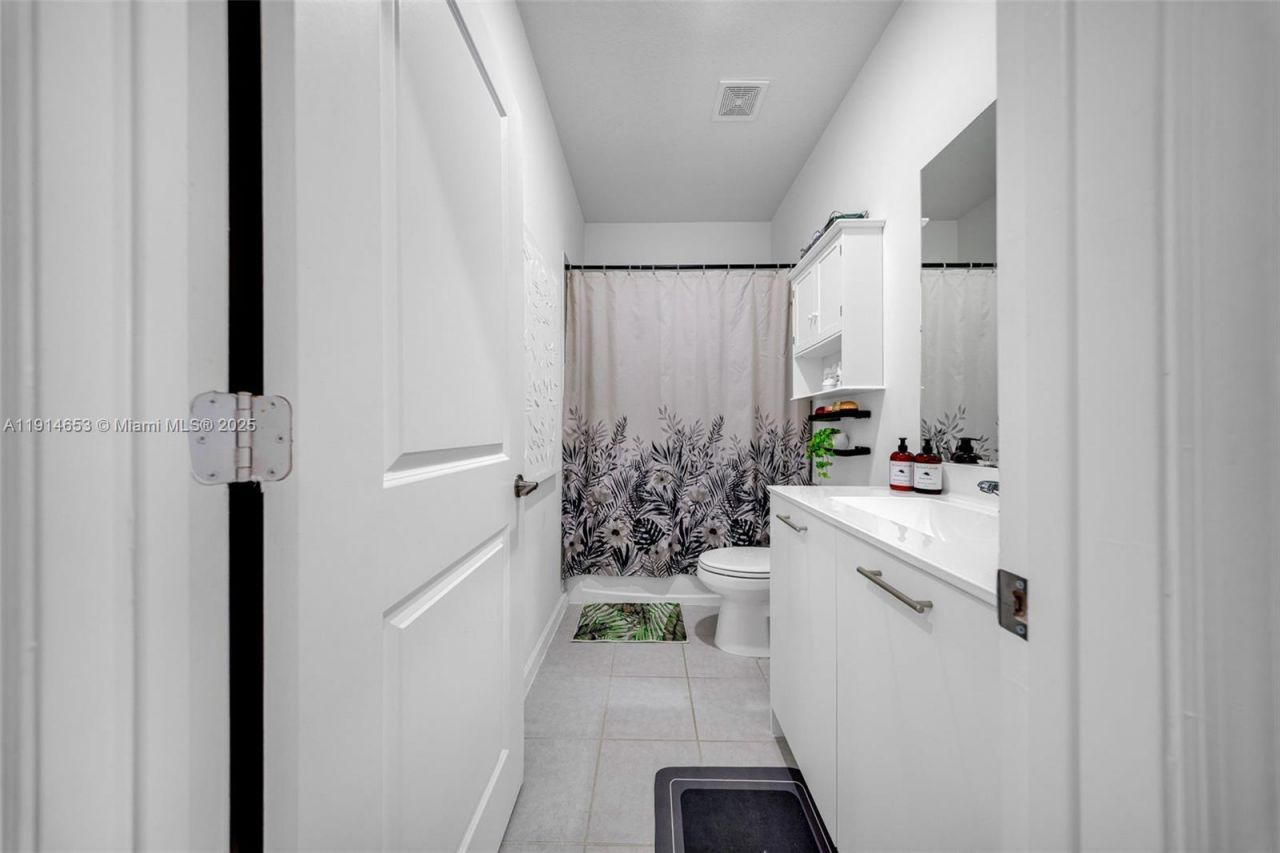 12960 NW 22nd Pl, Miami, FL 33167 Photo