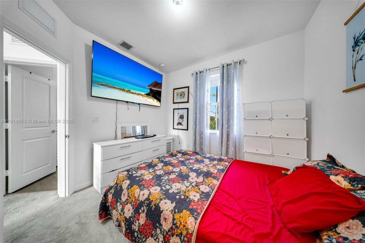 12960 NW 22nd Pl, Miami, FL 33167 Photo