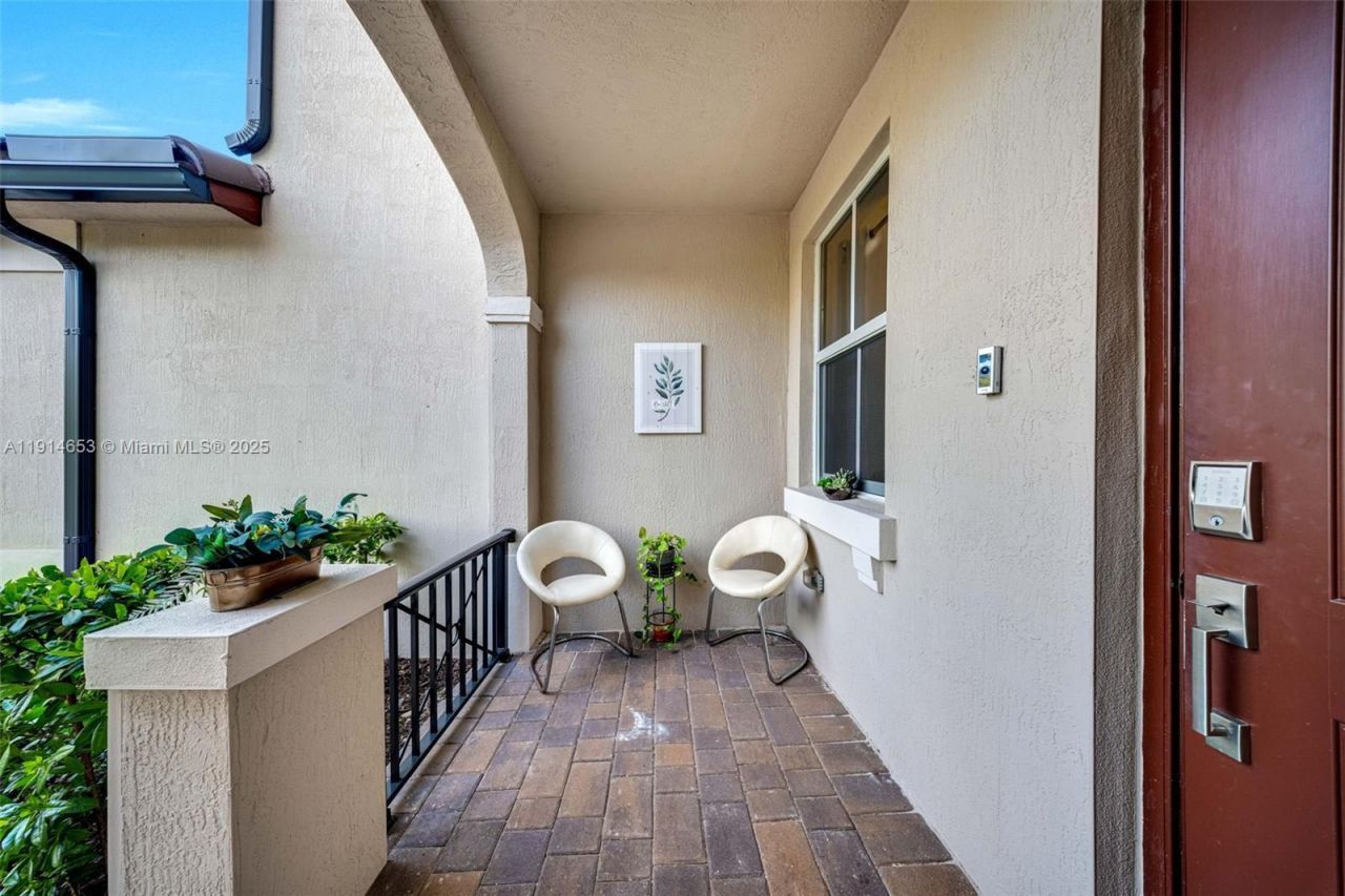 12960 NW 22nd Pl, Miami, FL 33167 Photo