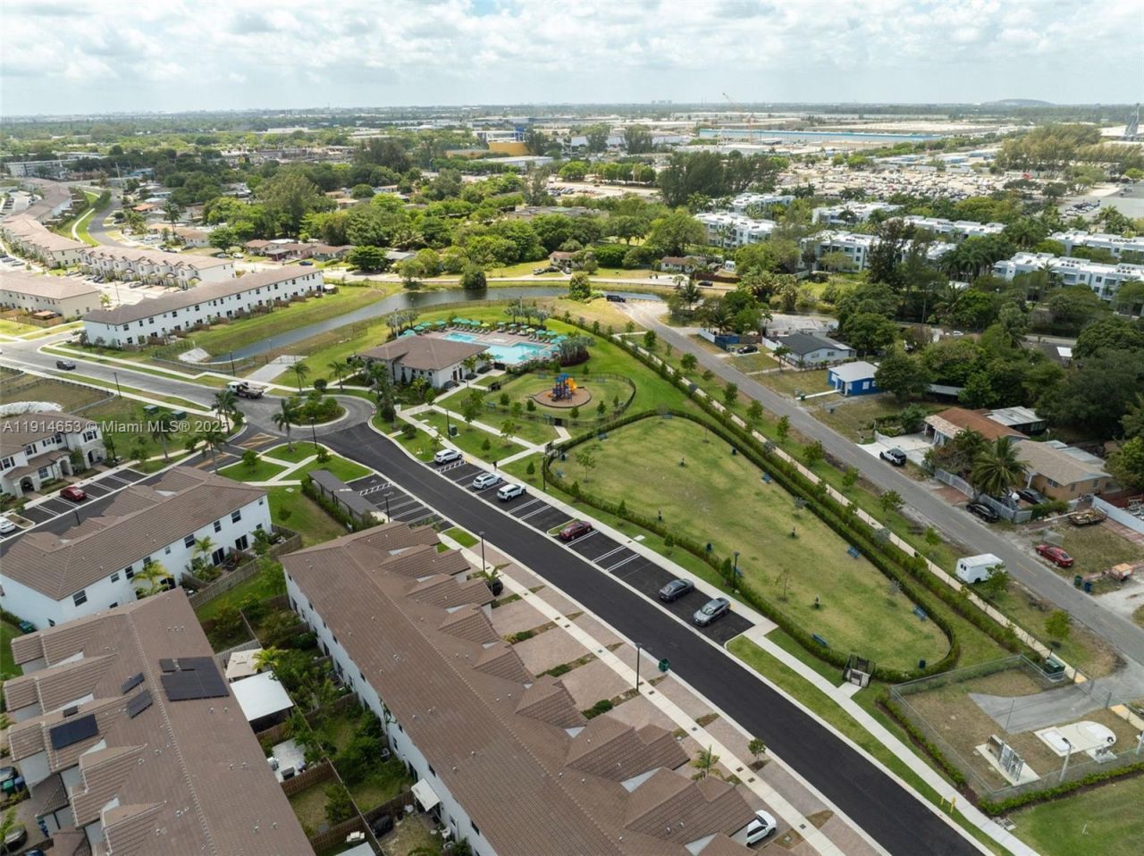 12960 NW 22nd Pl, Miami, FL 33167 Photo