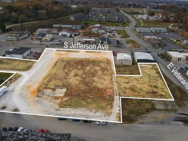 830 S Jefferson Ave, Cookeville, TN 38501