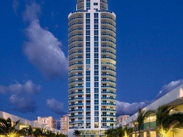 1945 S Ocean Drive, Unit 505, Hallandale Beach, FL 33009