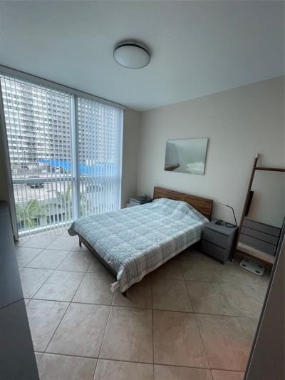 1945 S Ocean Drive, Unit 505, Hallandale Beach, FL 33009 Photo