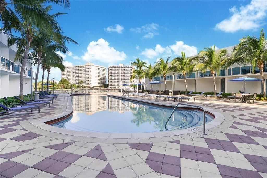 1945 S Ocean Drive, Unit 505, Hallandale Beach, FL 33009 Photo