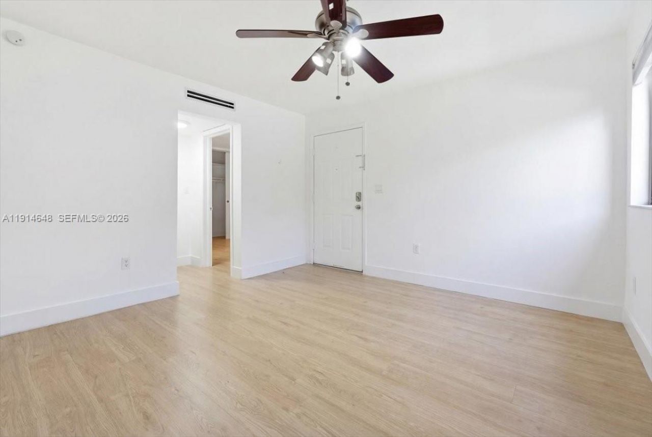 3520 SW 25th St, Miami, FL 33133 Photo