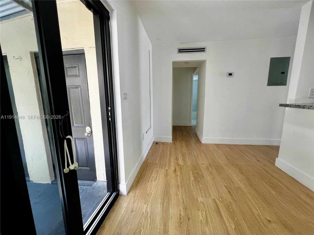 3520 SW 25th St, Miami, FL 33133 Photo