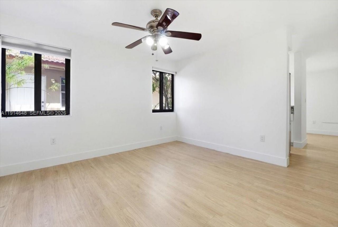 3520 SW 25th St, Miami, FL 33133 Photo