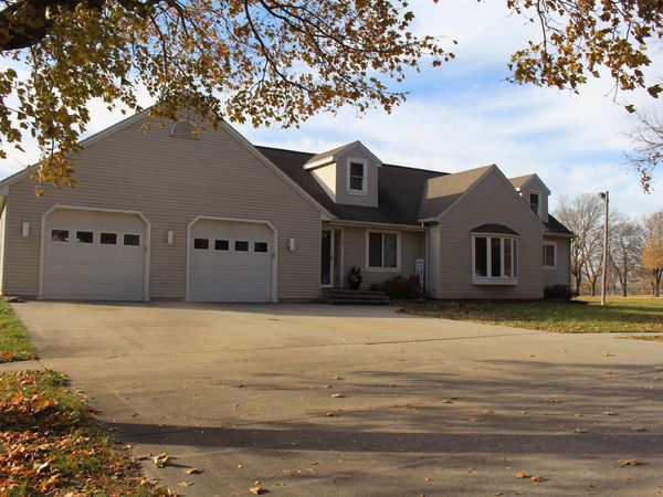 207 Walnut Street, Auburn, IA 51433