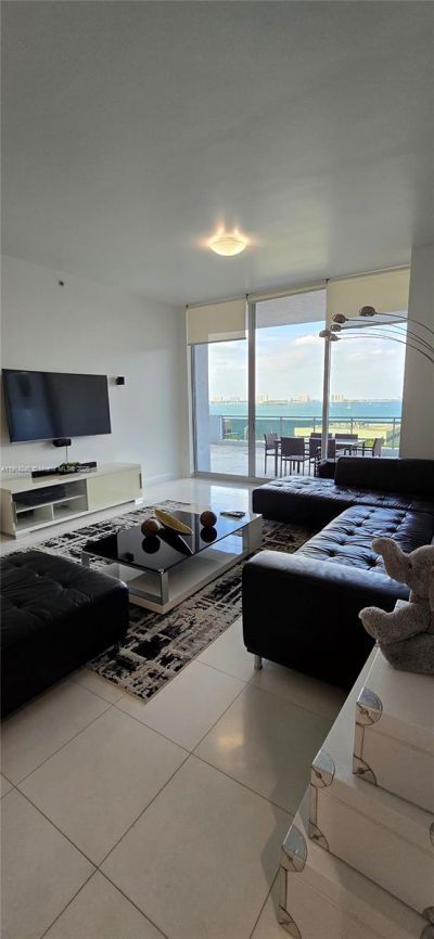 7901 Hispanola Ave, Unit 607, North Bay Village, FL 33141 Photo