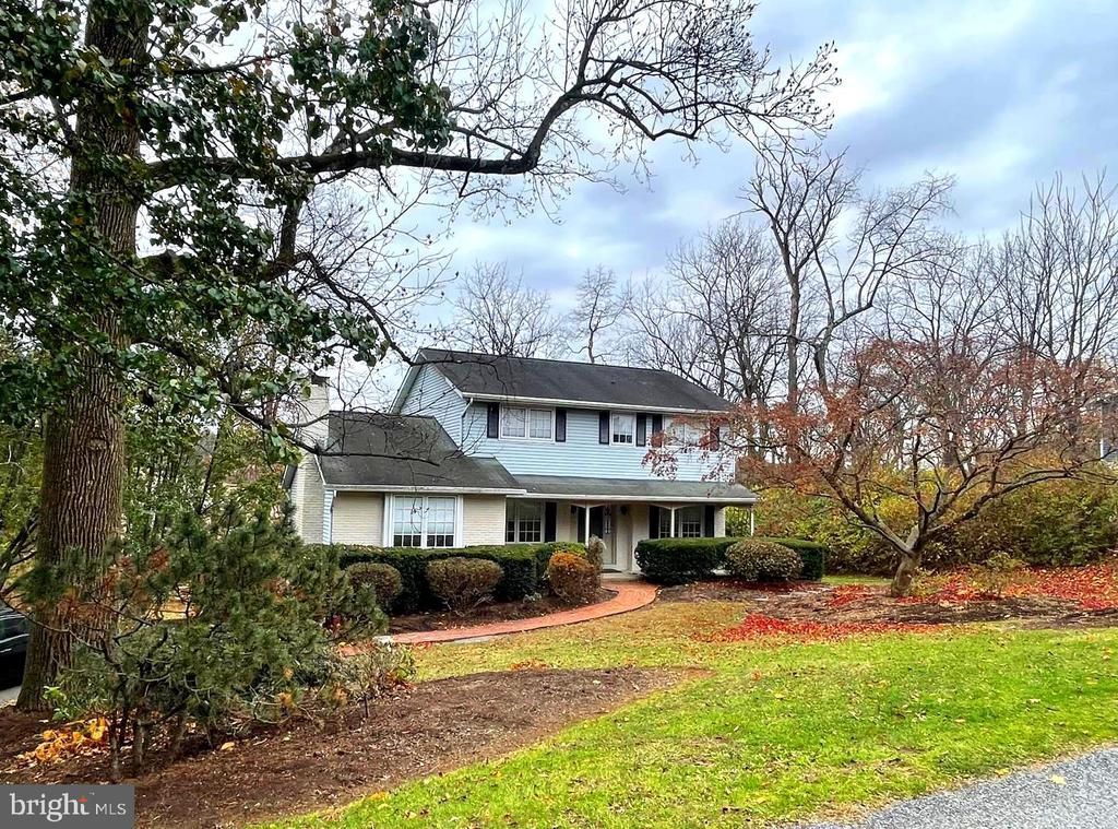 1622 GABLE DRIVE, COOPERSBURG, PA 18036