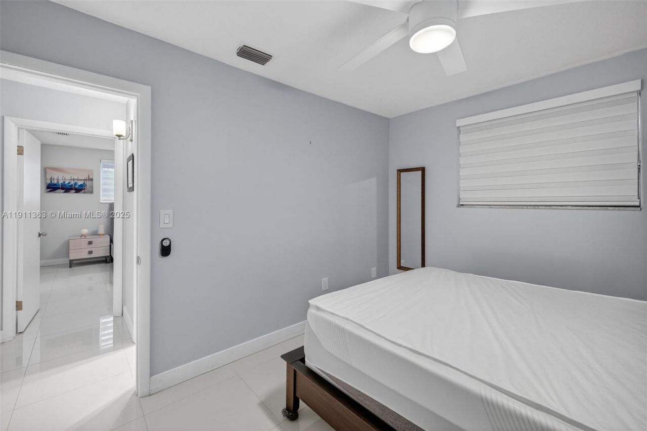 16801 NE 13th Ave, Unit 112, Miami, FL 33162 Photo