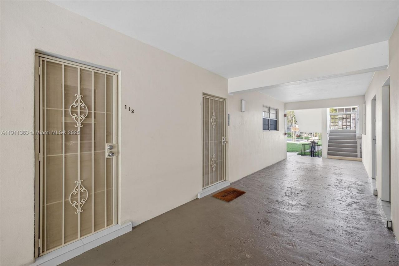 16801 NE 13th Ave, Unit 112, Miami, FL 33162 Photo
