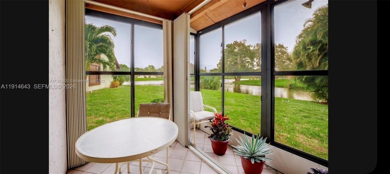 469 Long Bow Ct, Unit 469, Royal Palm Beach, FL 33411 Photo