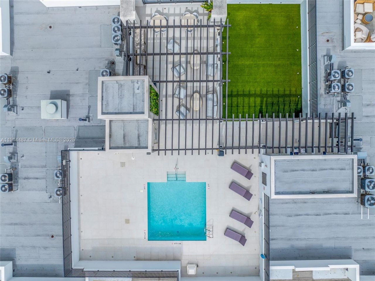 1030 15th St, Unit 306, Miami Beach, FL 33139 Photo