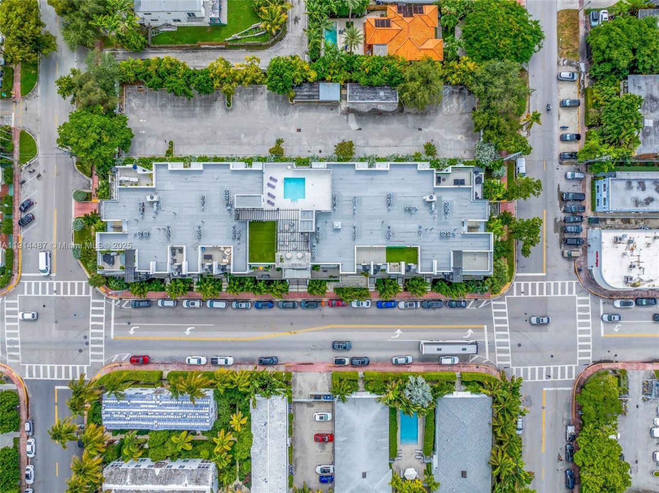 1030 15th St, Unit 306, Miami Beach, FL 33139 Photo