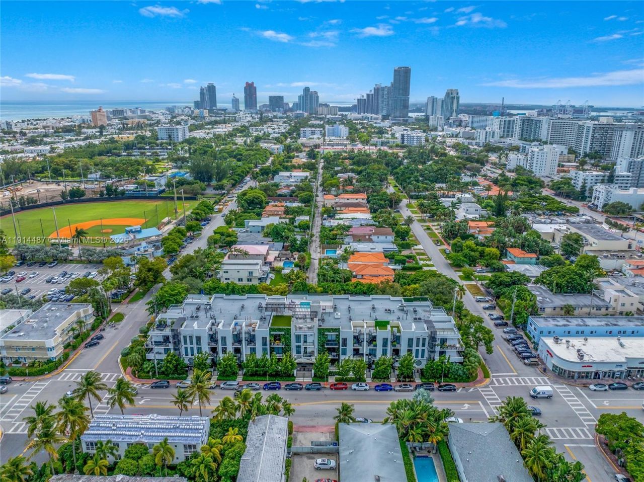 1030 15th St, Unit 306, Miami Beach, FL 33139 Photo