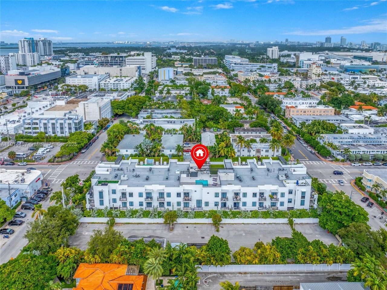 1030 15th St, Unit 306, Miami Beach, FL 33139 Photo