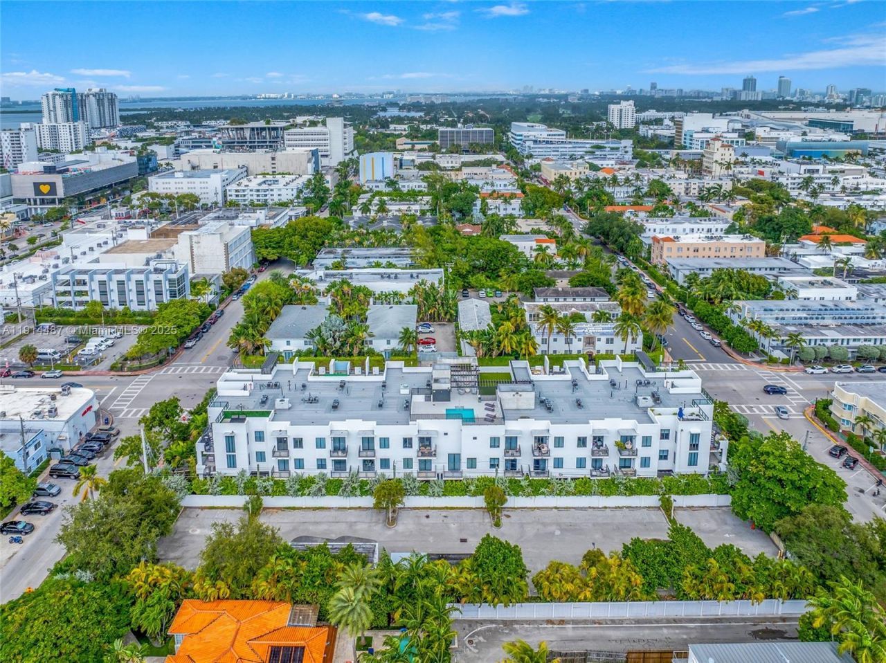 1030 15th St, Unit 306, Miami Beach, FL 33139 Photo