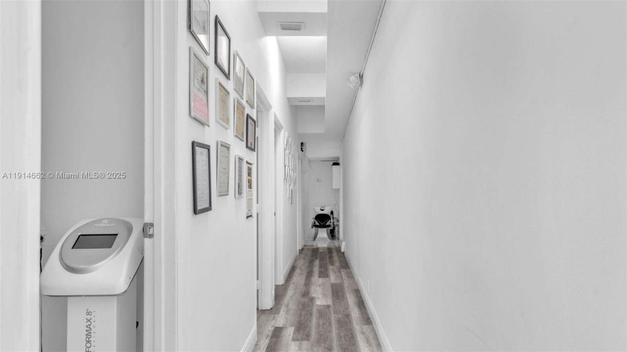 333 Almeria Ave, Coral Gables, FL 33134 Photo