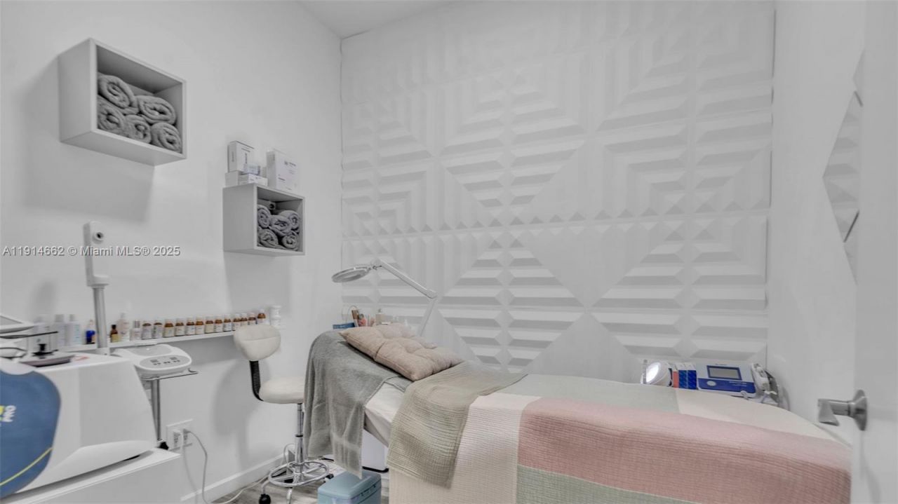 333 Almeria Ave, Coral Gables, FL 33134 Photo