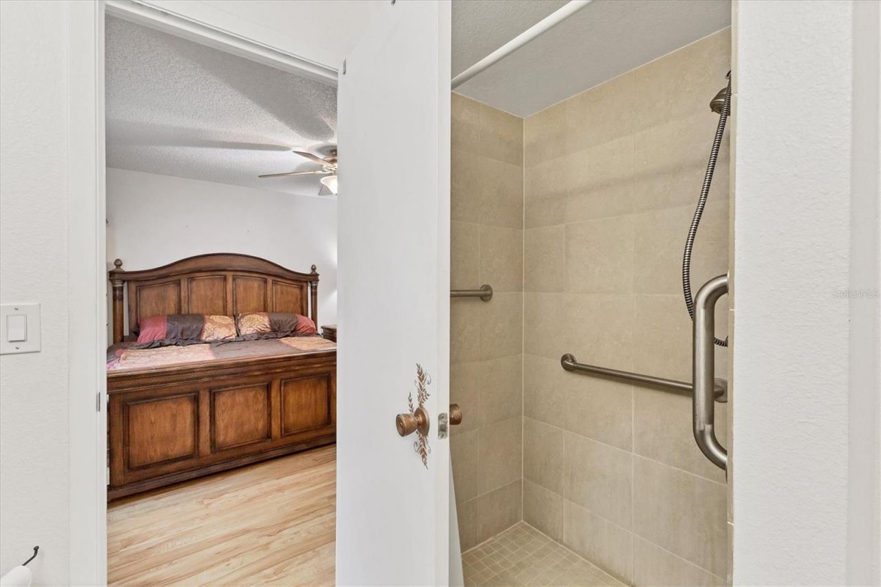 3947 Panola Lane, Unit 180, Sarasota, FL 34232 Photo