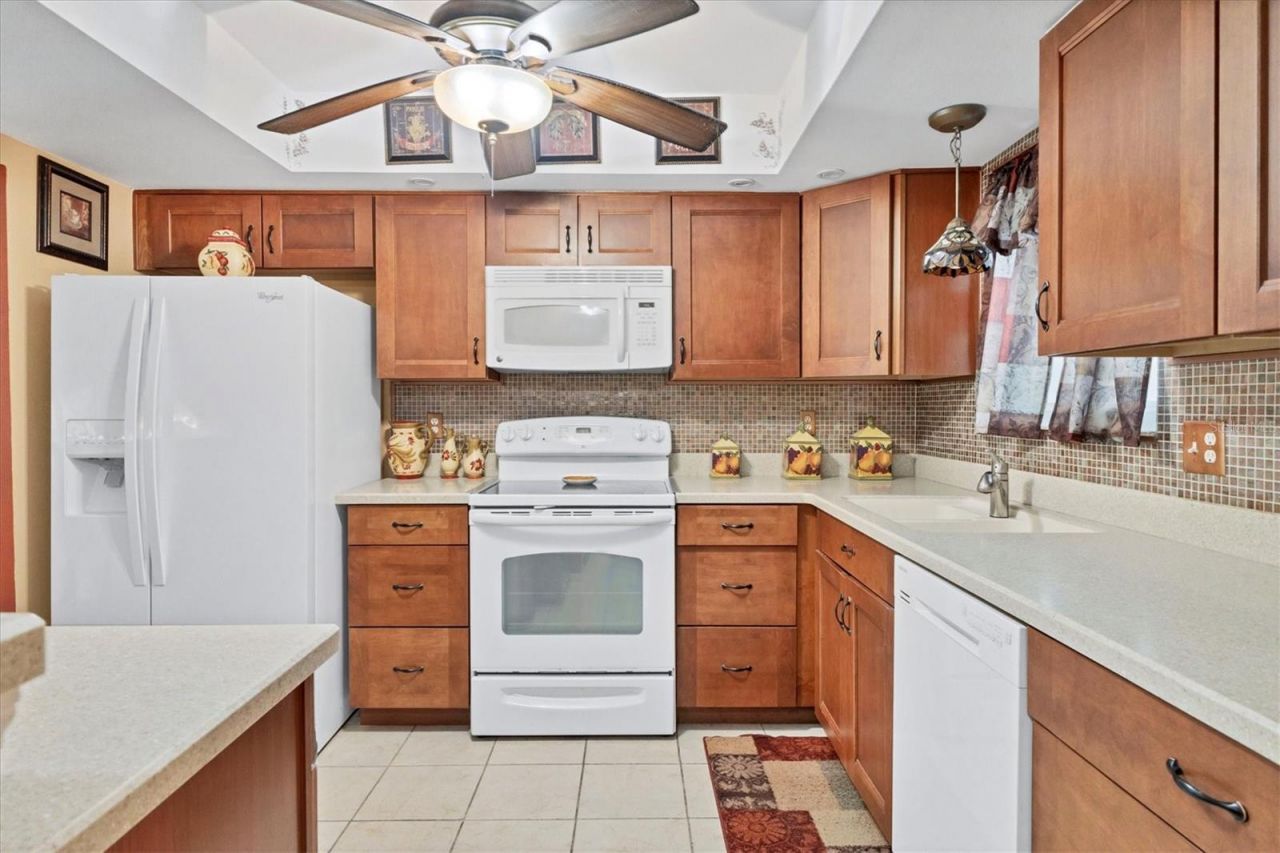 3947 Panola Lane, Unit 180, Sarasota, FL 34232 Photo