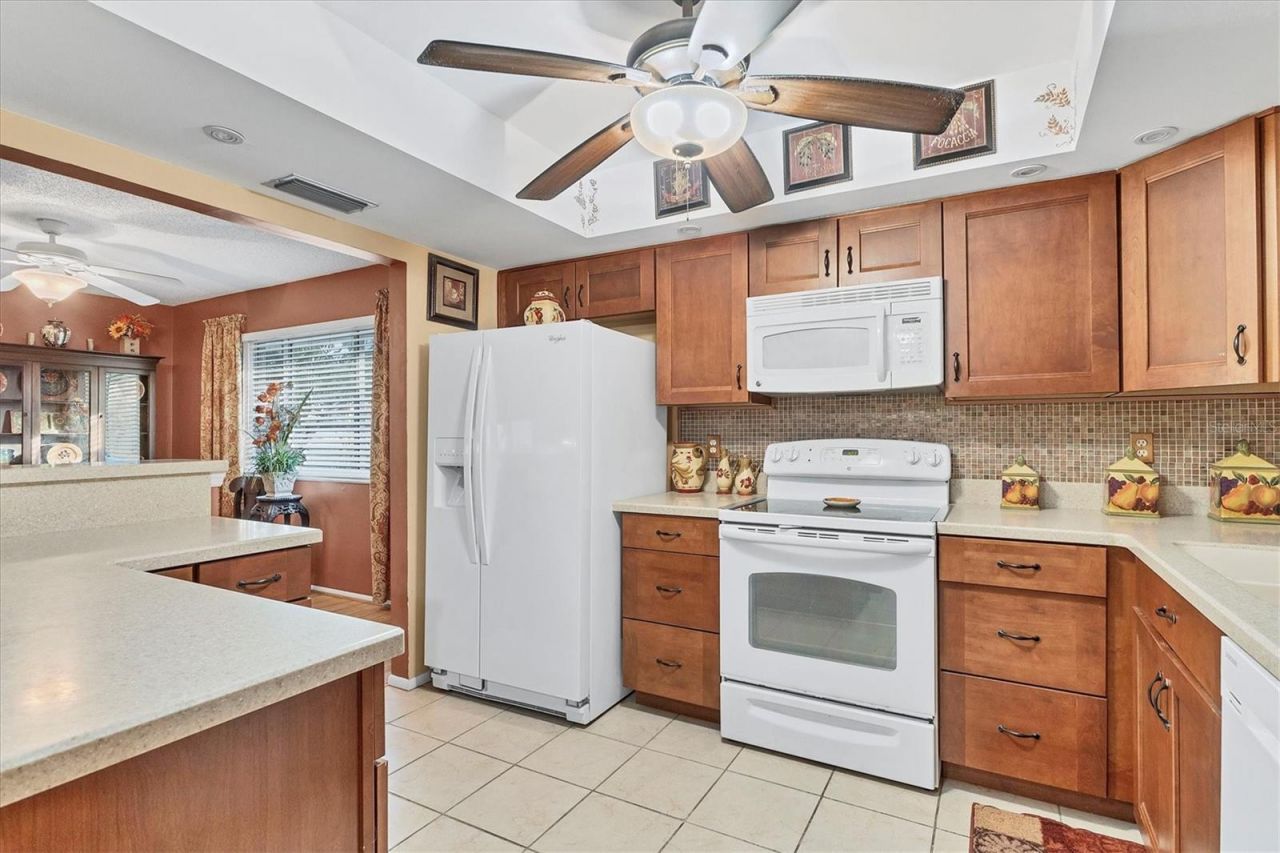 3947 Panola Lane, Unit 180, Sarasota, FL 34232 Photo