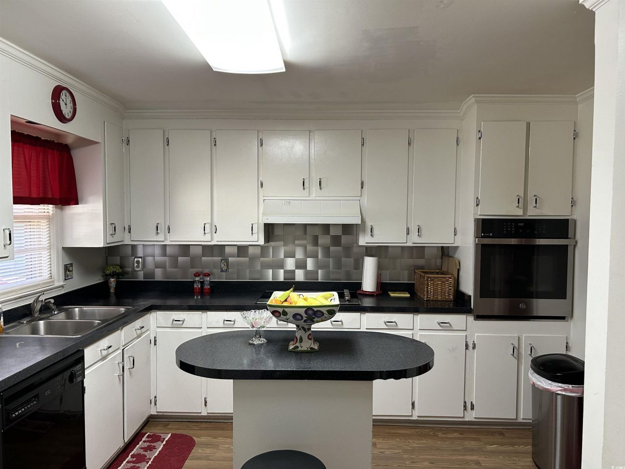 1411 E Harrison St. Photo 13