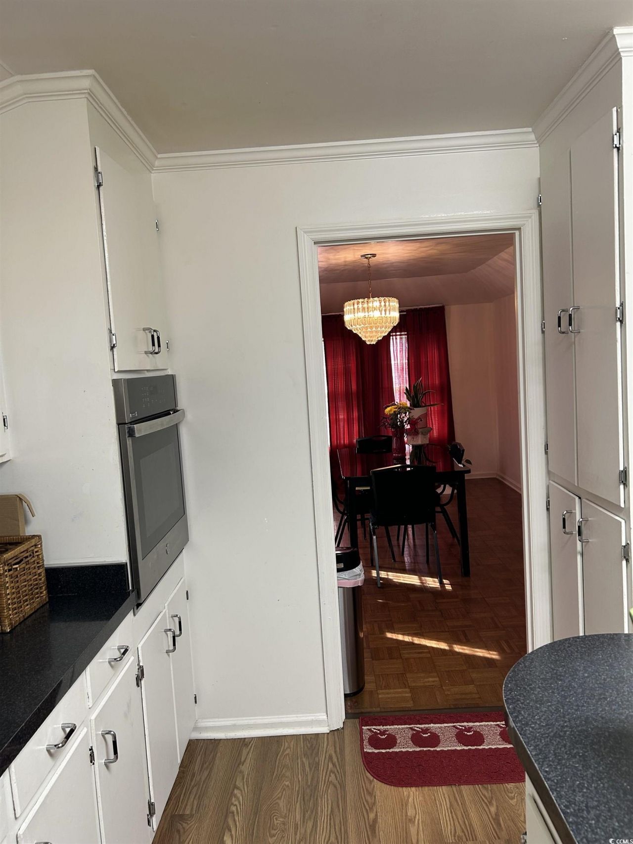 1411 E Harrison St. Photo 15