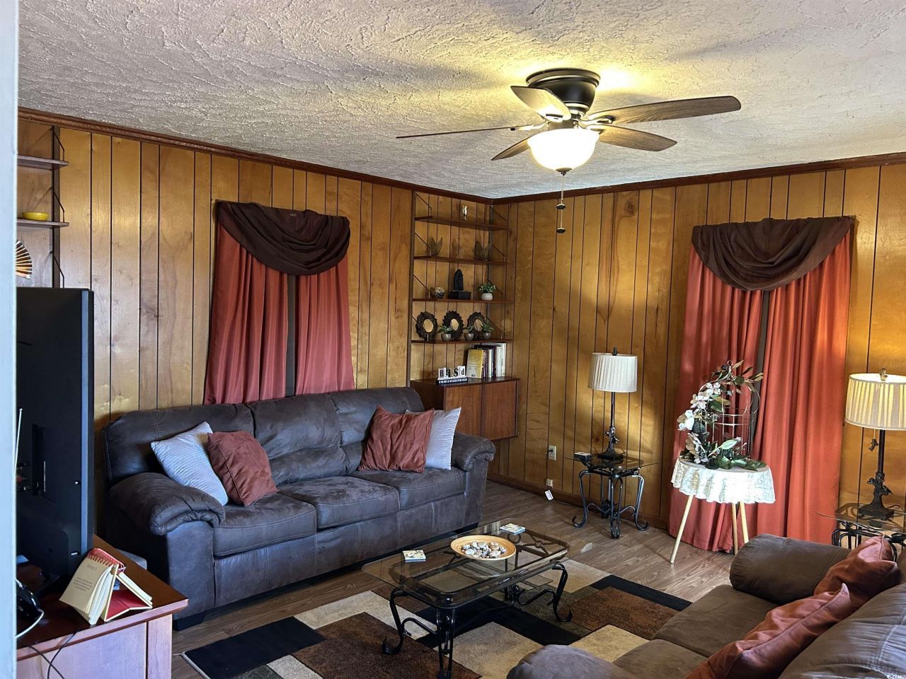 1411 E Harrison St. Photo 16