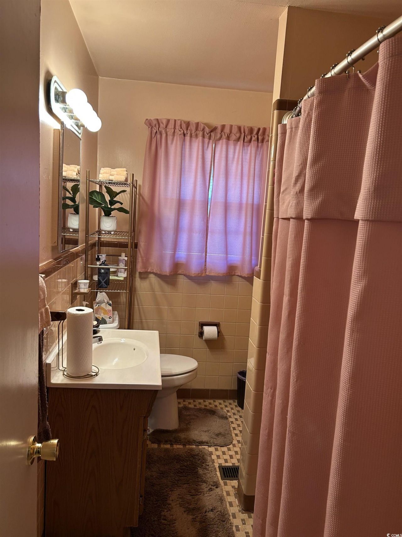 1411 E Harrison St. Photo 28