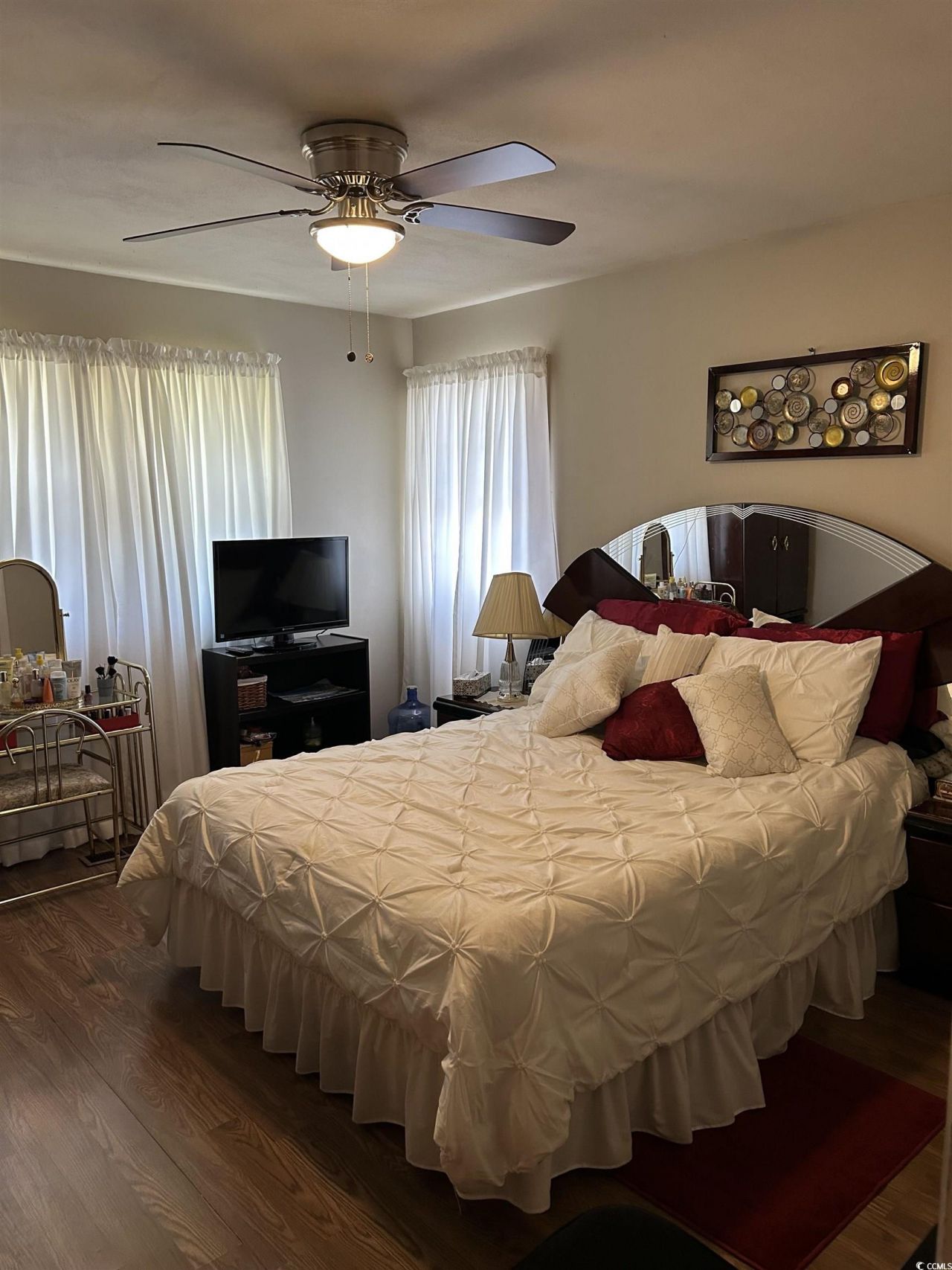 1411 E Harrison St. Photo 32