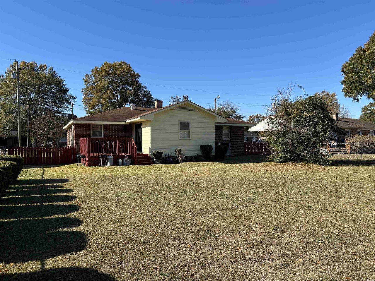 1411 E Harrison St. Photo 39