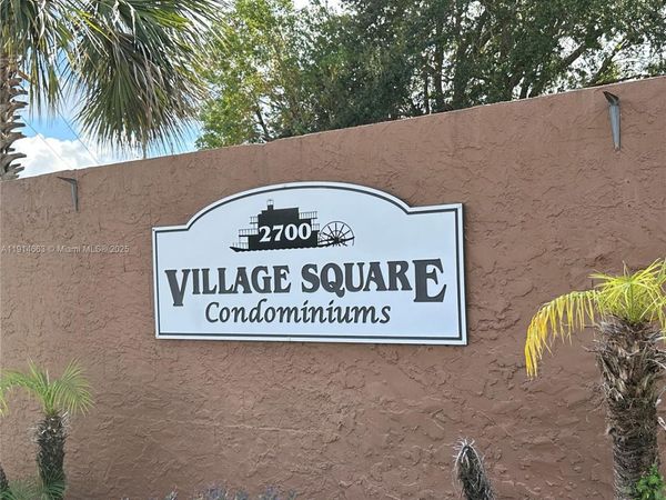 6060 Village Circle, Unit 6060, Orlando, FL 32822