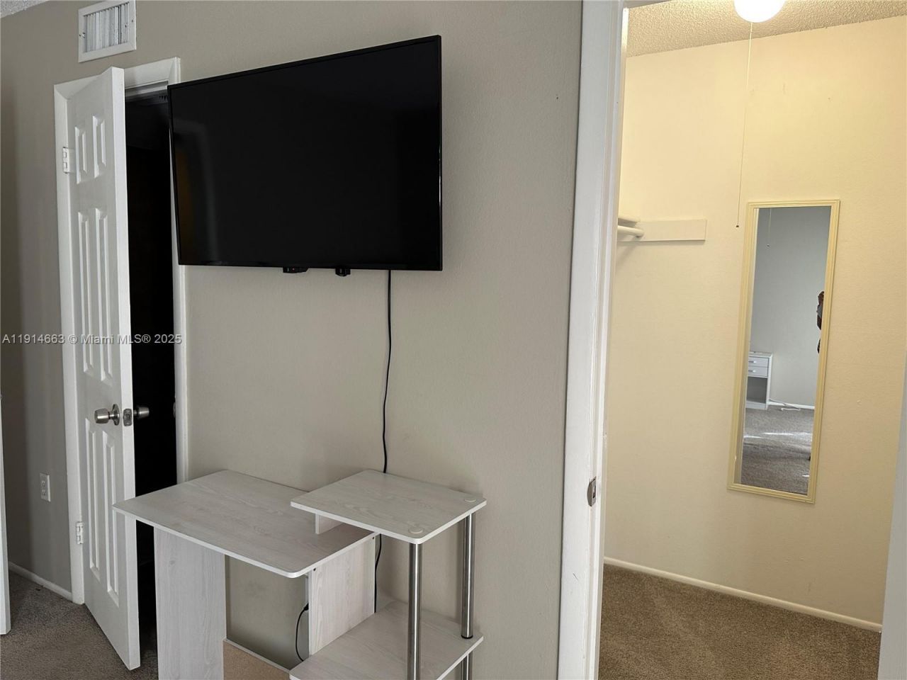 6060 Village Circle, Unit 6060, Orlando, FL 32822 Photo