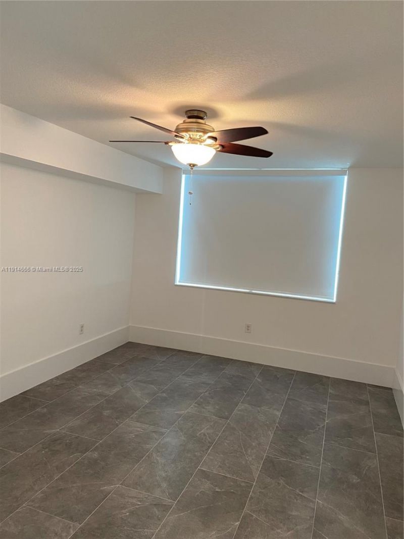 31 SE 5th St, Unit 2103, Miami, FL 33131 Photo