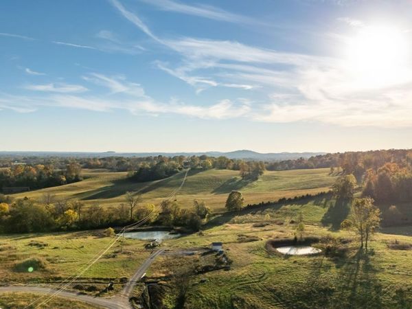 345 Brazier Ln , Gallatin, TN 37066