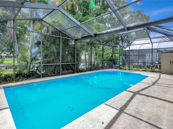 9330 NW 53rd Ct, Sunrise, FL 33351