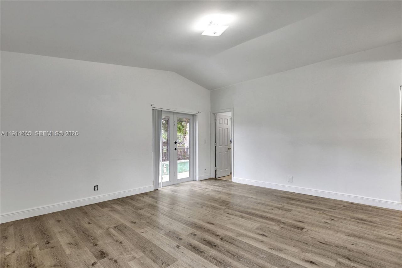 9330 NW 53rd Ct, Sunrise, FL 33351 Photo