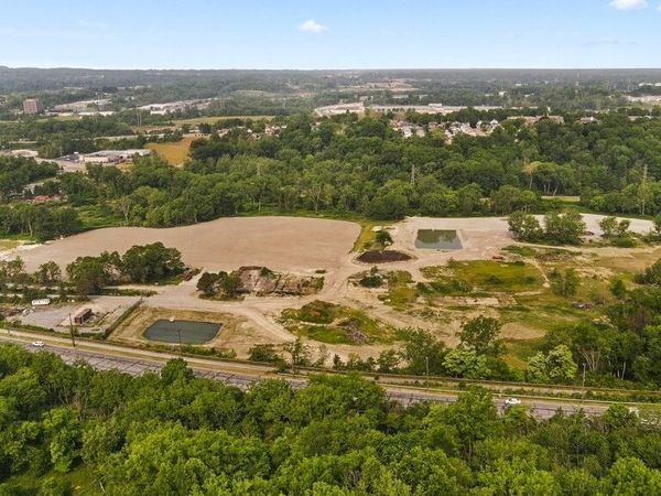 5000 Warner Road, Garfield Heights, OH 44125