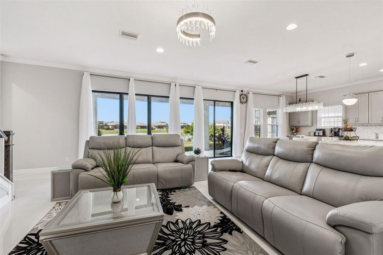 10863 Rustic Timber Loop, San Antonio, FL 33576 Photo